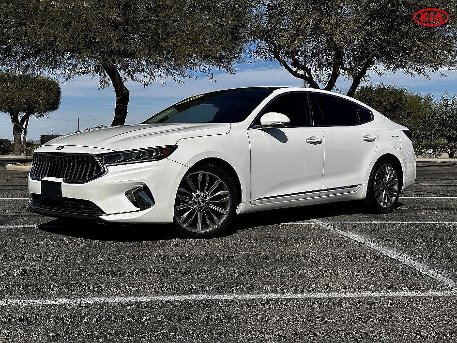 2020 KIA Cadenza