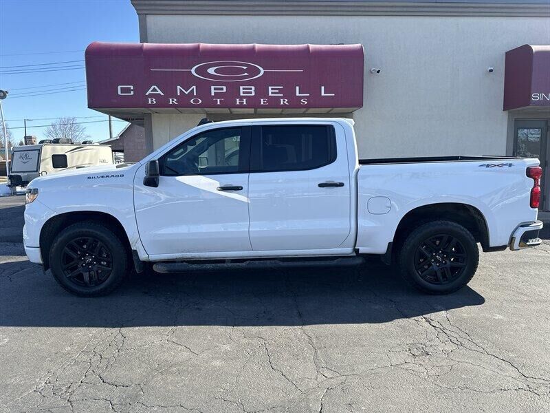 2024 CHEVROLET Silverado