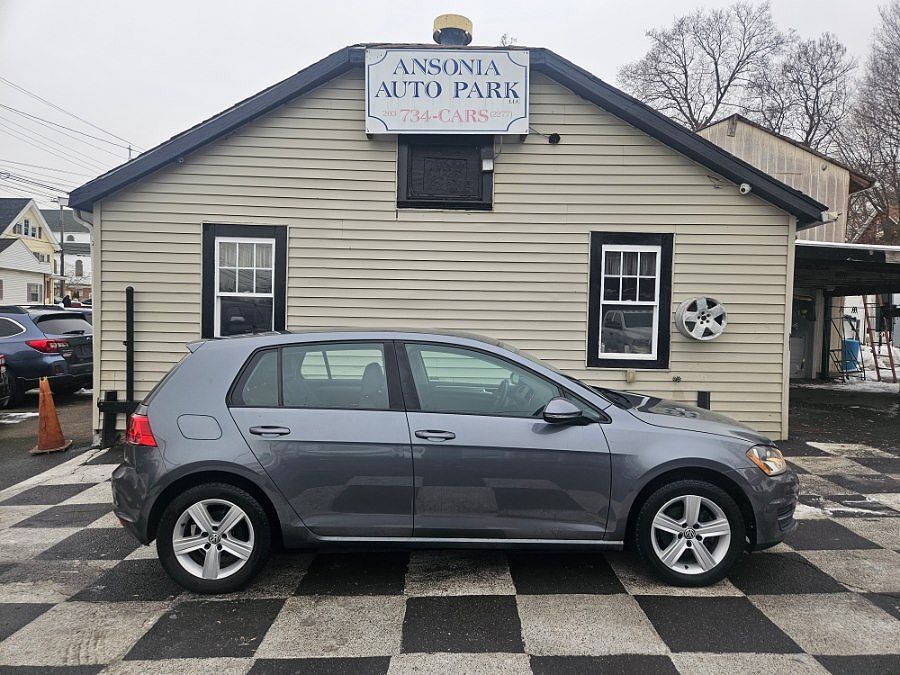 2015 VOLKSWAGEN Golf