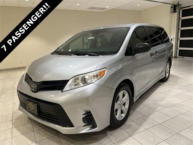 2020 TOYOTA Sienna