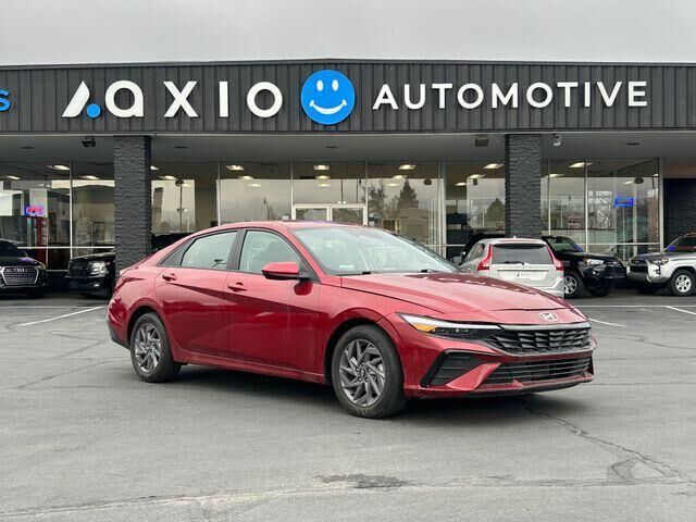 2024 HYUNDAI Elantra