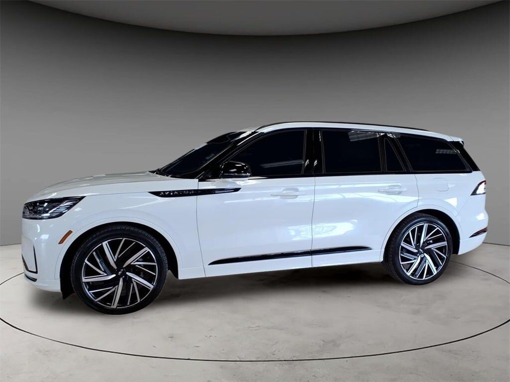 2025 LINCOLN Aviator