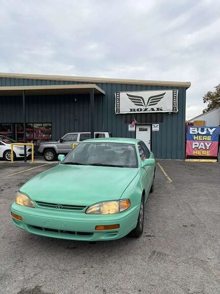 1996 TOYOTA Camry