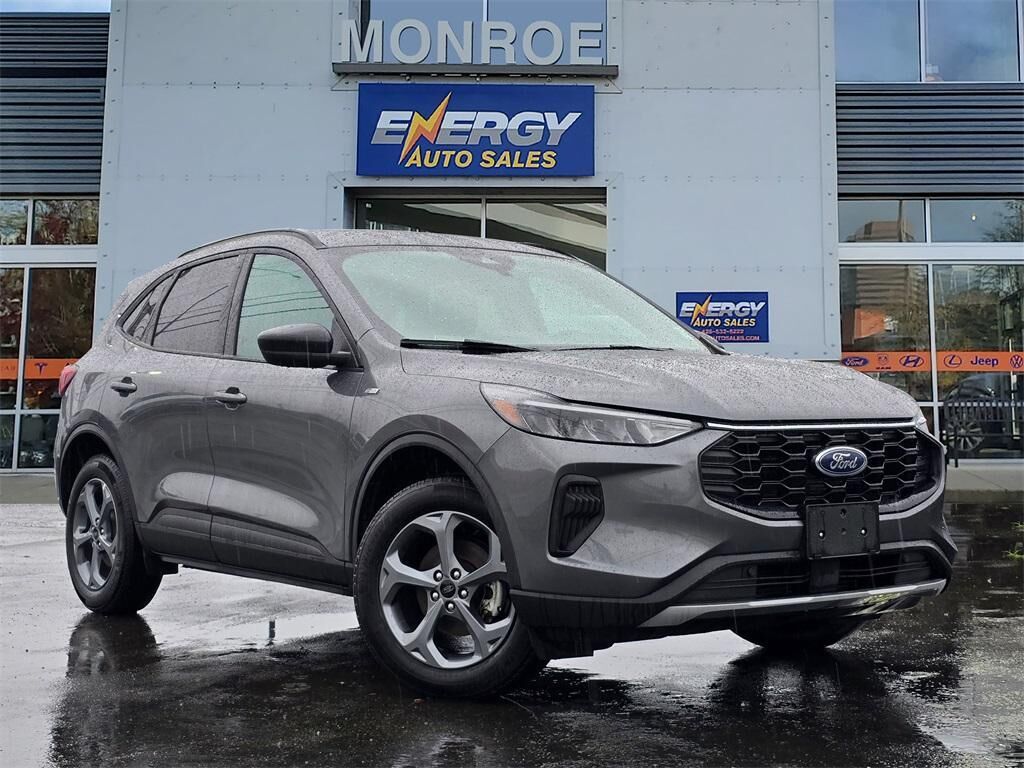 2025 FORD Escape