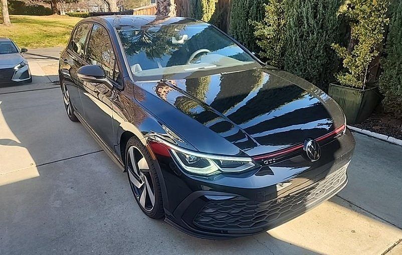 2024 VOLKSWAGEN Golf GTI