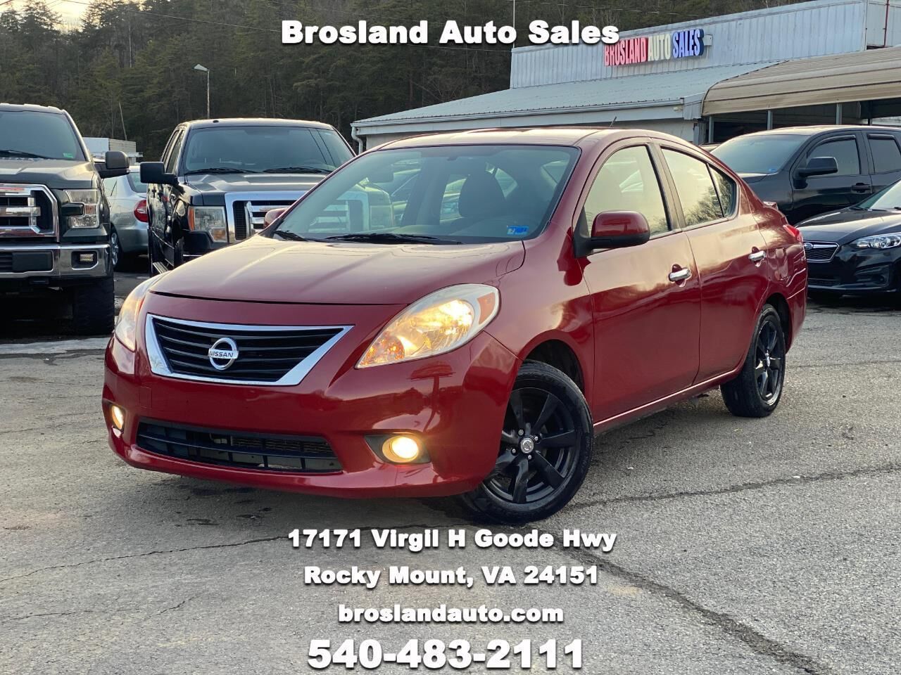 2013 NISSAN Versa