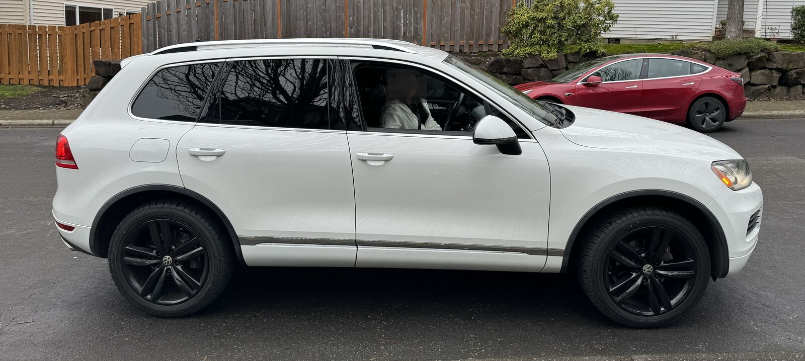 2014 VOLKSWAGEN Touareg