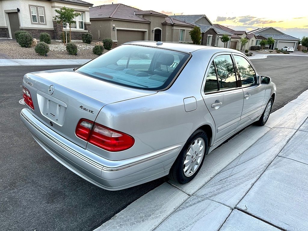 2001 MERCEDES-BENZ E-Class