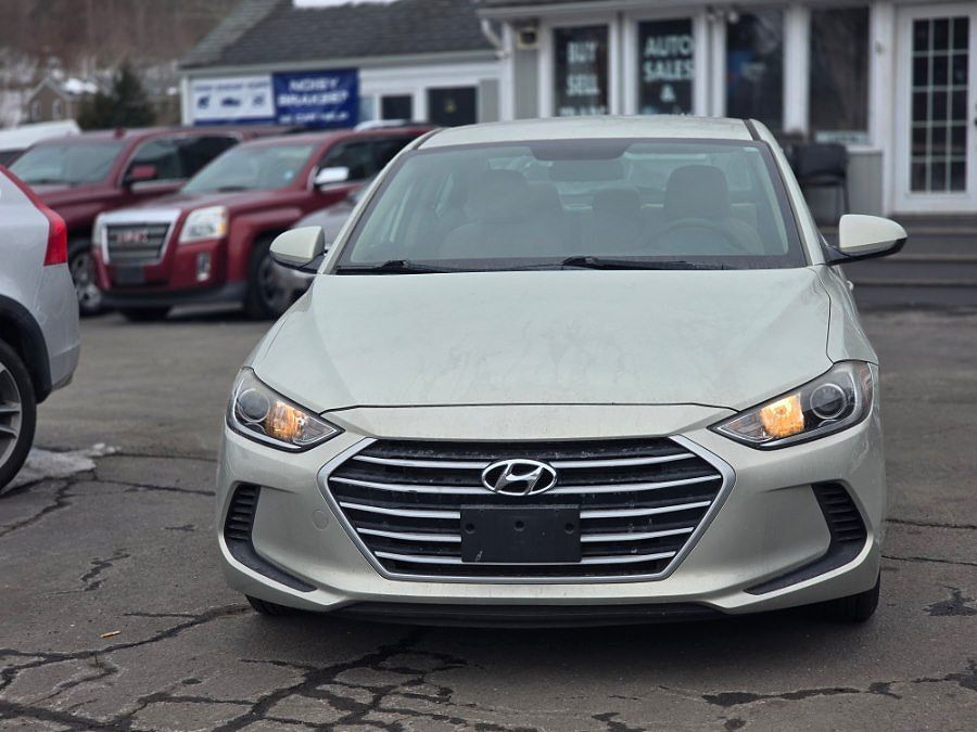 2017 HYUNDAI Elantra