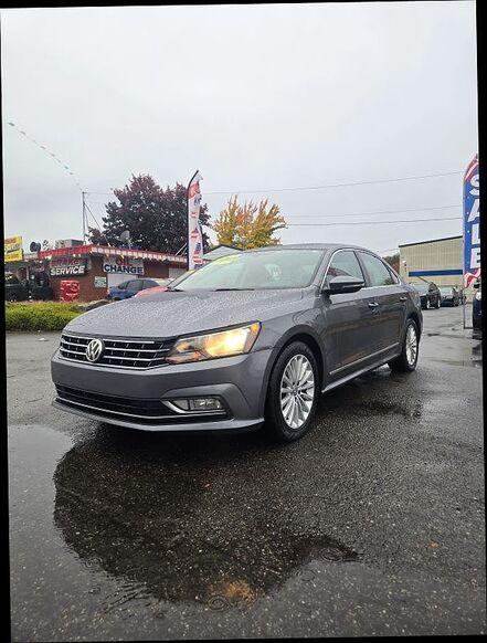 2016 VOLKSWAGEN Passat