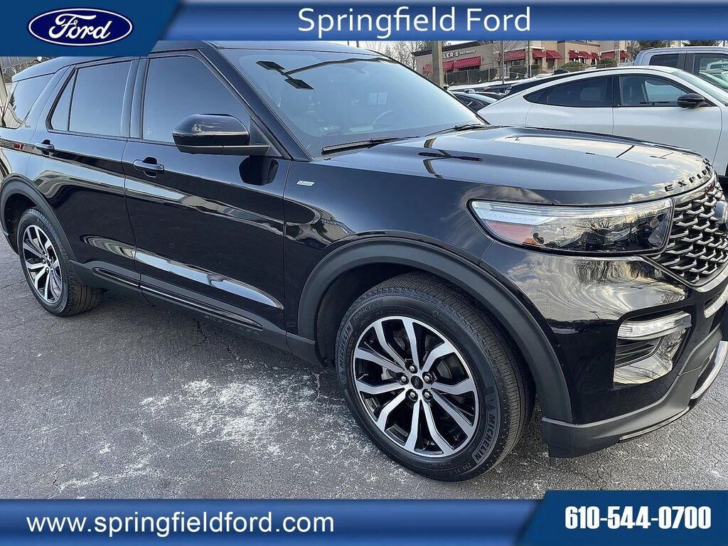 2022 FORD Explorer