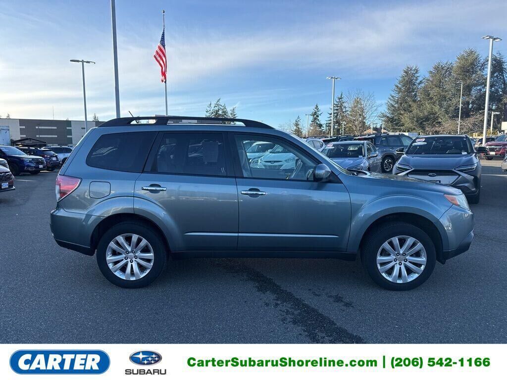 2012 SUBARU Forester