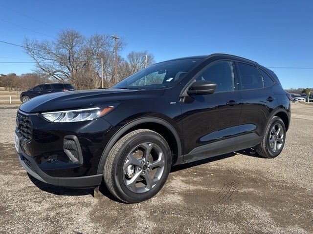 2025 FORD Escape