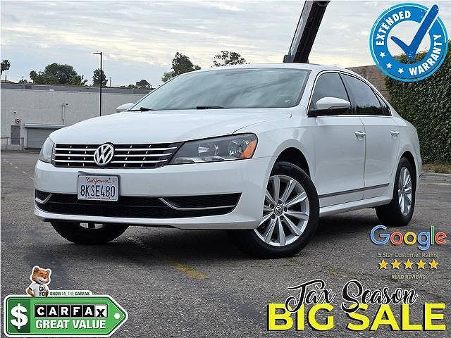 2012 VOLKSWAGEN Passat