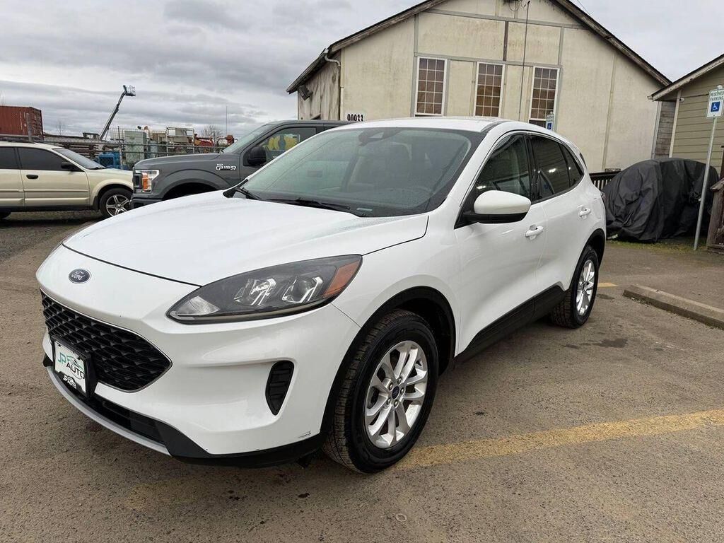 2020 FORD Escape