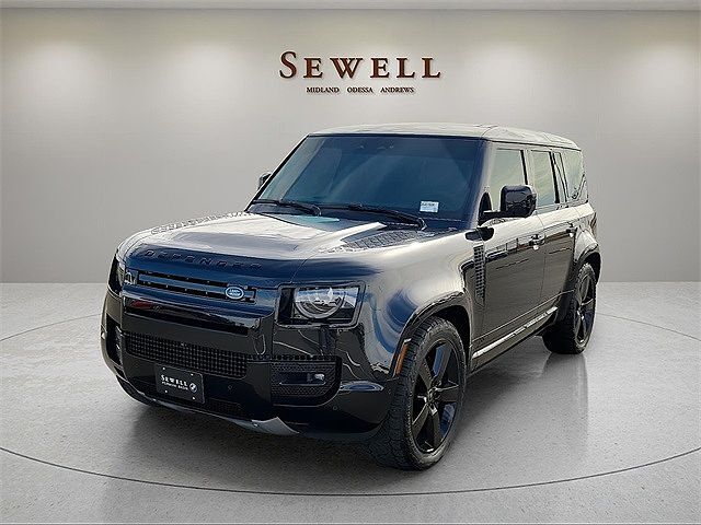 2024 LAND ROVER Defender