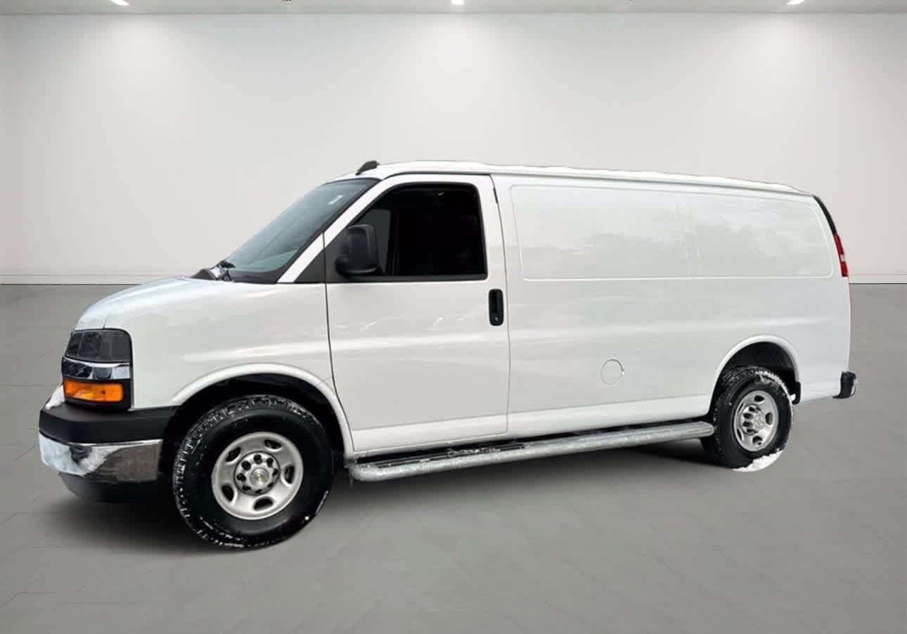 2024 CHEVROLET Express
