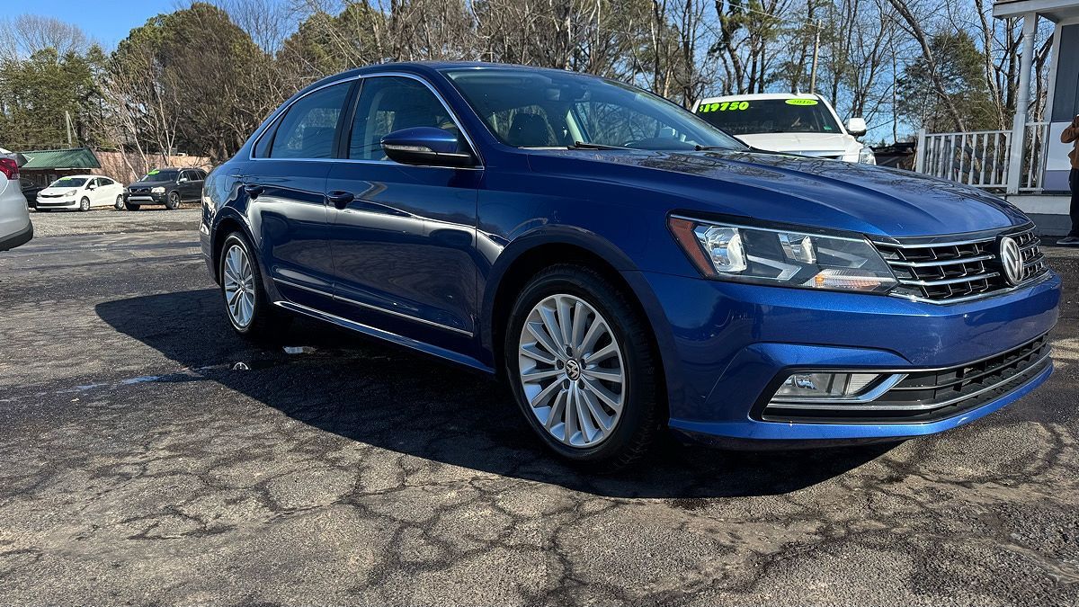 2016 VOLKSWAGEN Passat