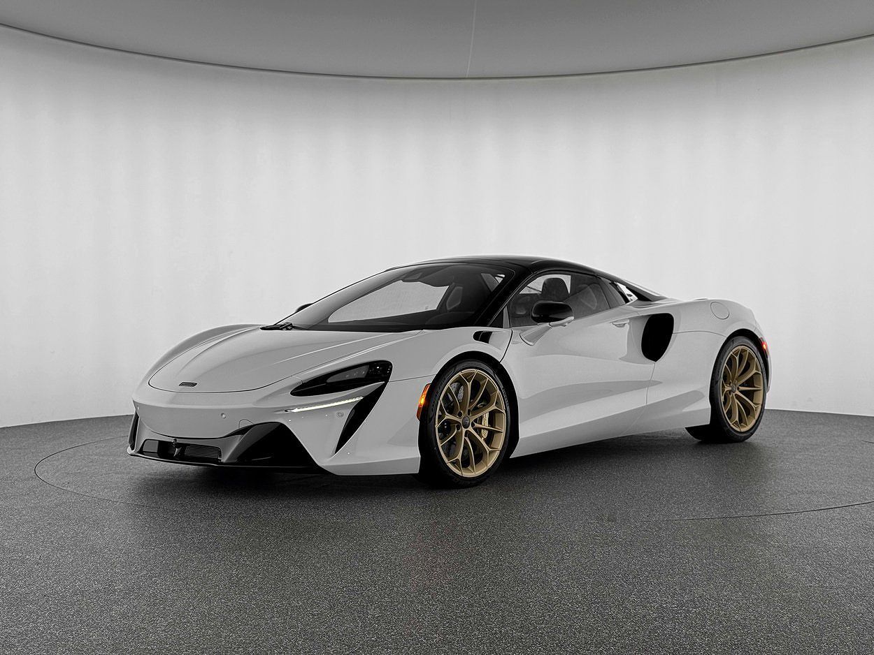 2026 MCLAREN ARTURA