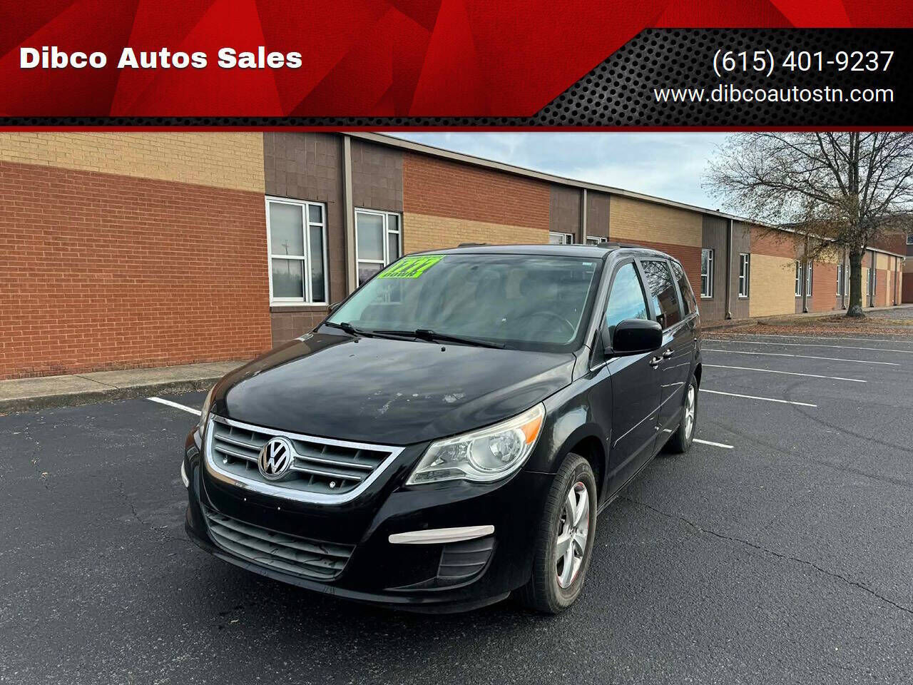 2011 VOLKSWAGEN Routan