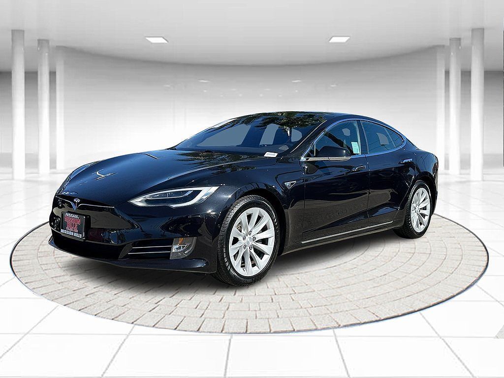 2016 TESLA Model S