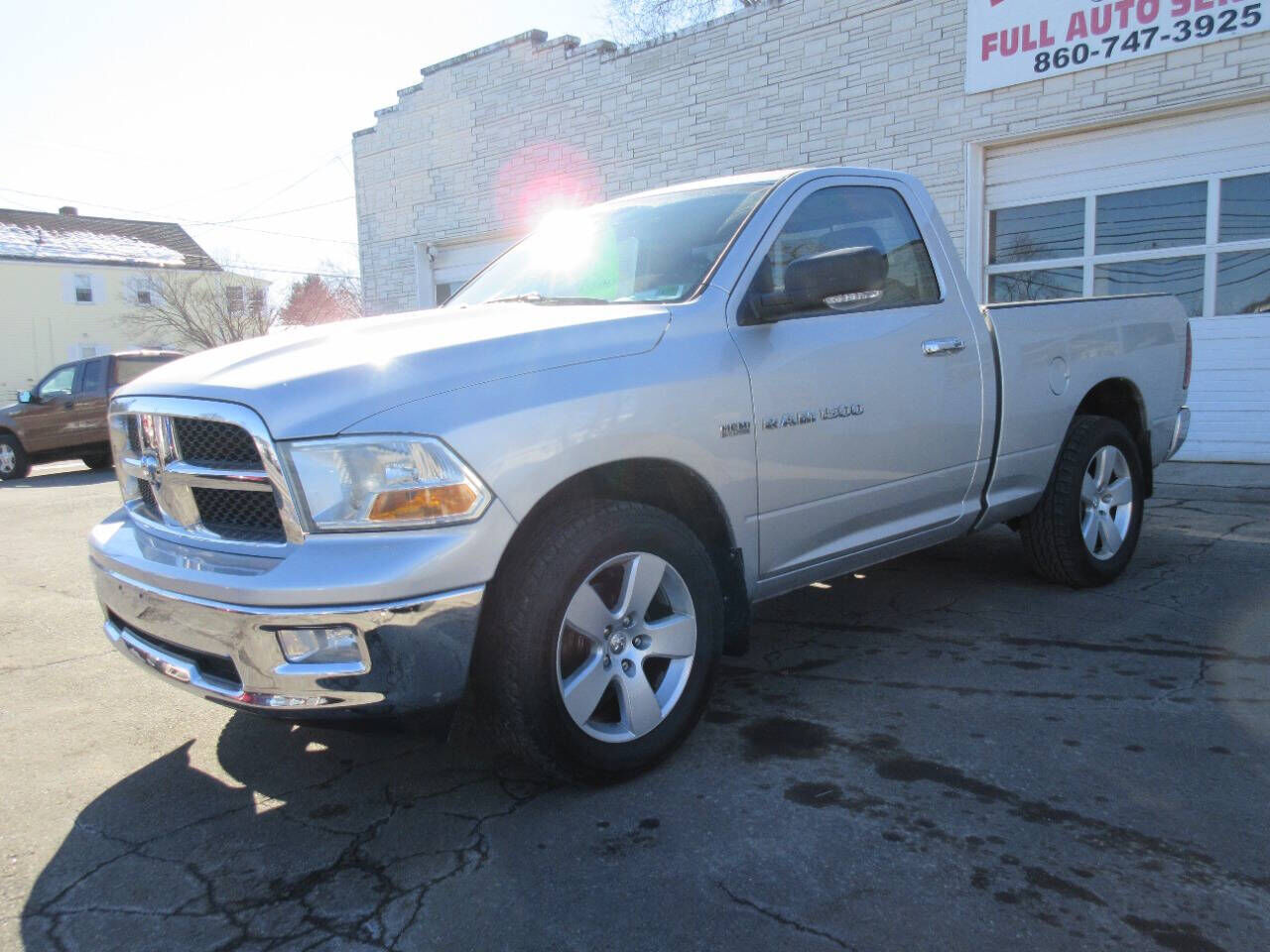 2011 DODGE Ram