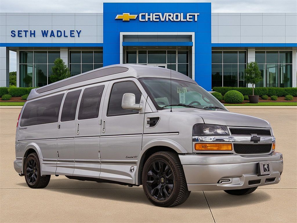 2025 CHEVROLET Express