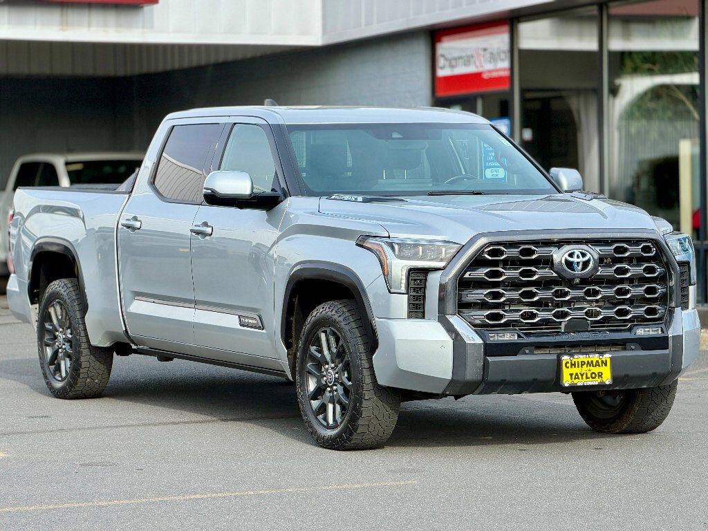 2023 TOYOTA Tundra