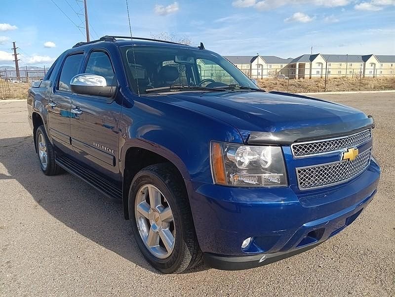 2013 CHEVROLET Avalanche