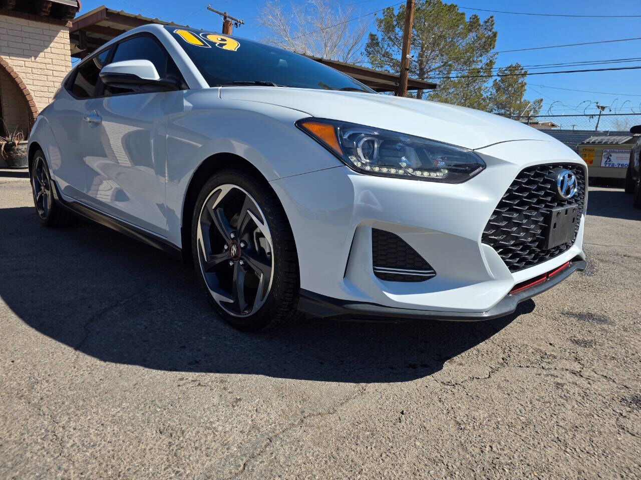 2019 HYUNDAI Veloster