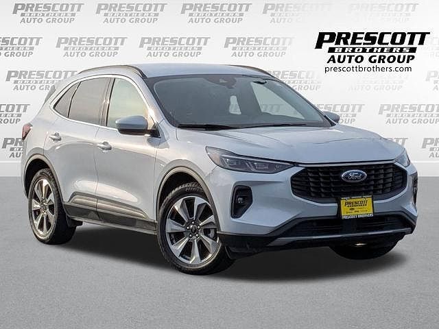 2025 FORD Escape
