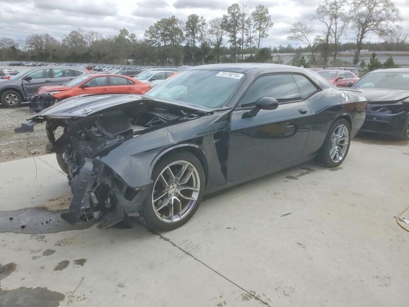 2019 DODGE Challenger