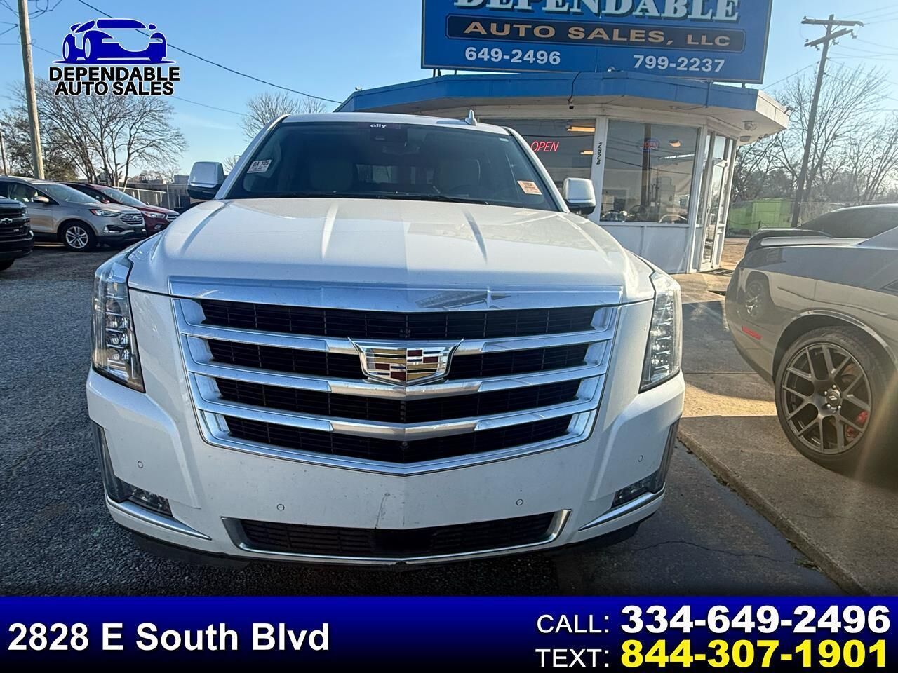 2017 CADILLAC Escalade