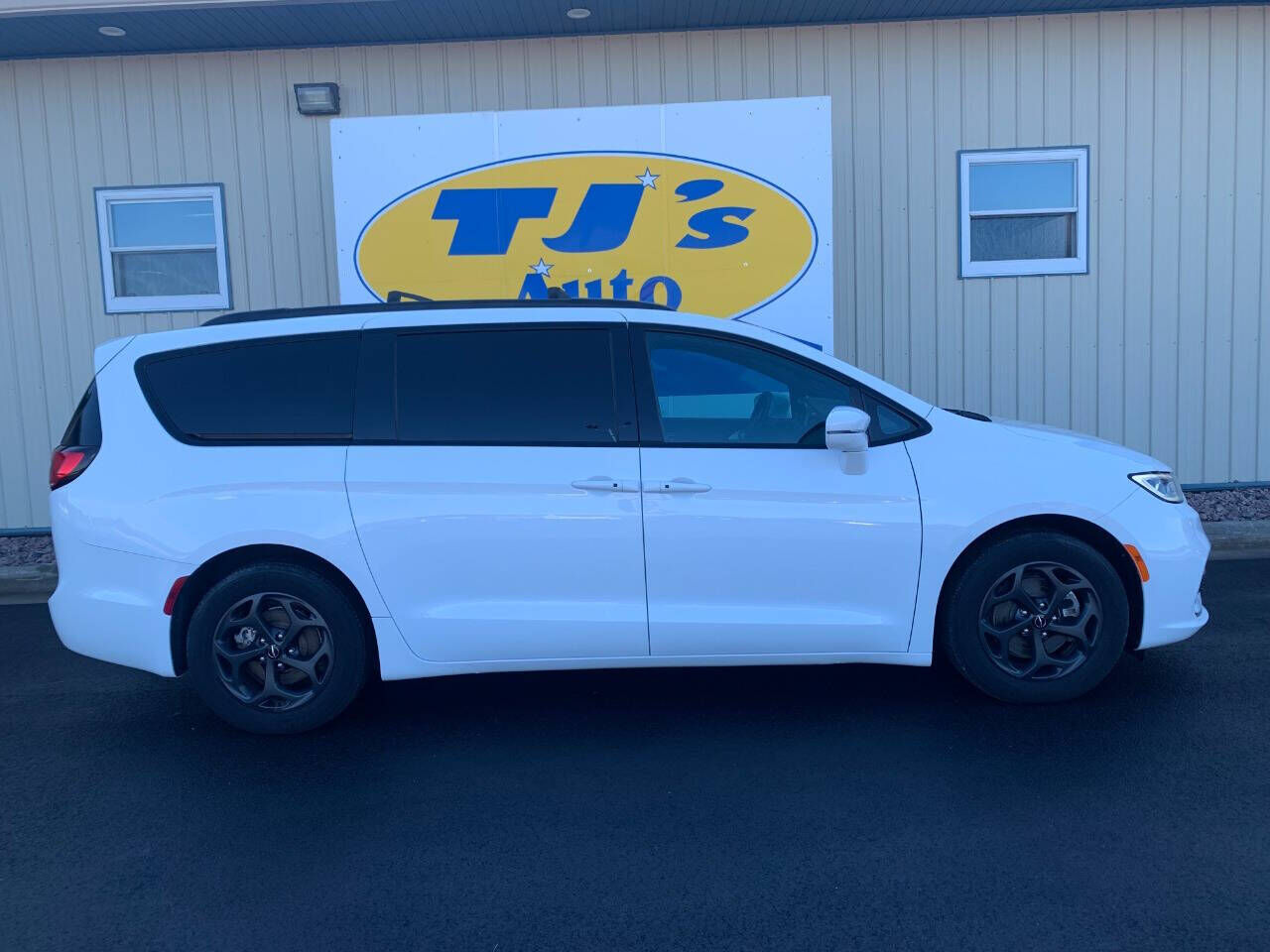 2021 CHRYSLER Pacifica