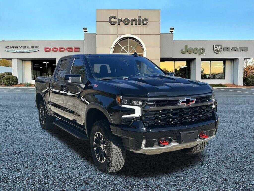 2025 CHEVROLET Silverado