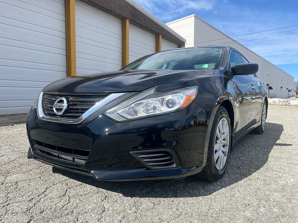 2017 NISSAN Altima