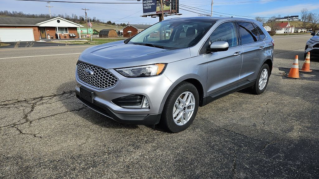 2024 FORD Edge