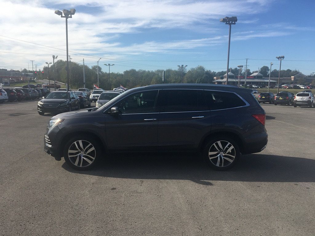 2016 HONDA Pilot