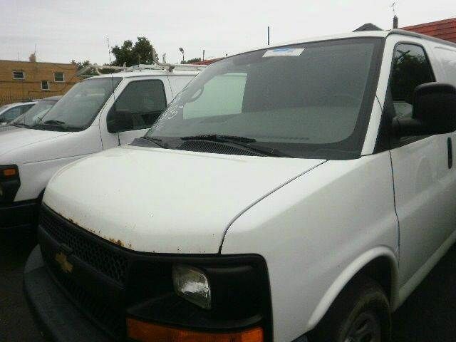 2010 CHEVROLET Express