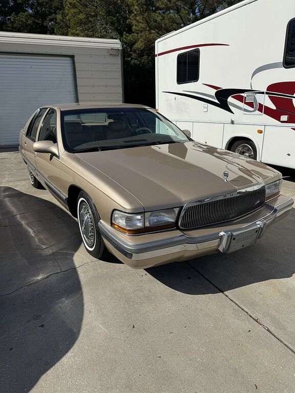 1995 BUICK Roadmaster