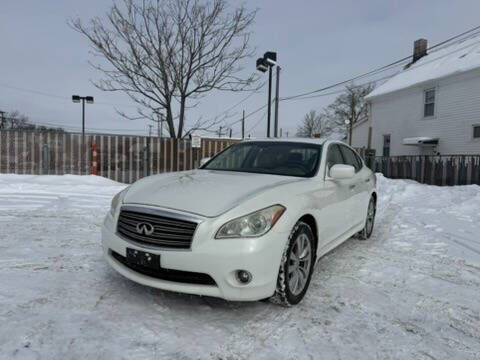 2012 INFINITI M37