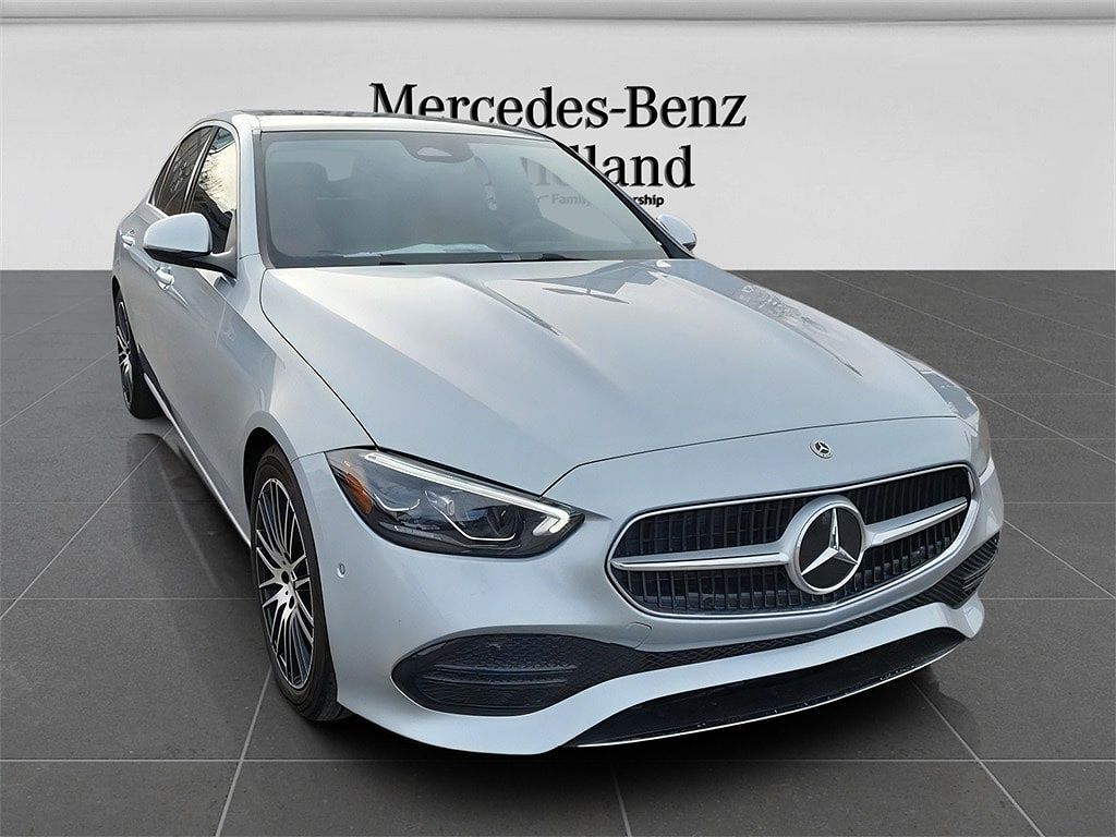 2025 MERCEDES-BENZ C-Class