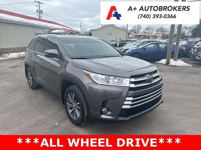 2018 TOYOTA Highlander
