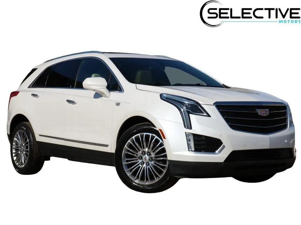 2017 CADILLAC XT5