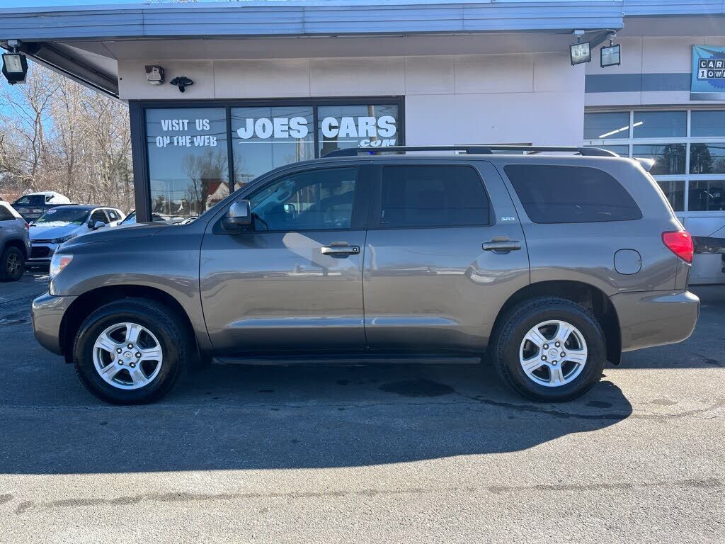 2012 TOYOTA Sequoia