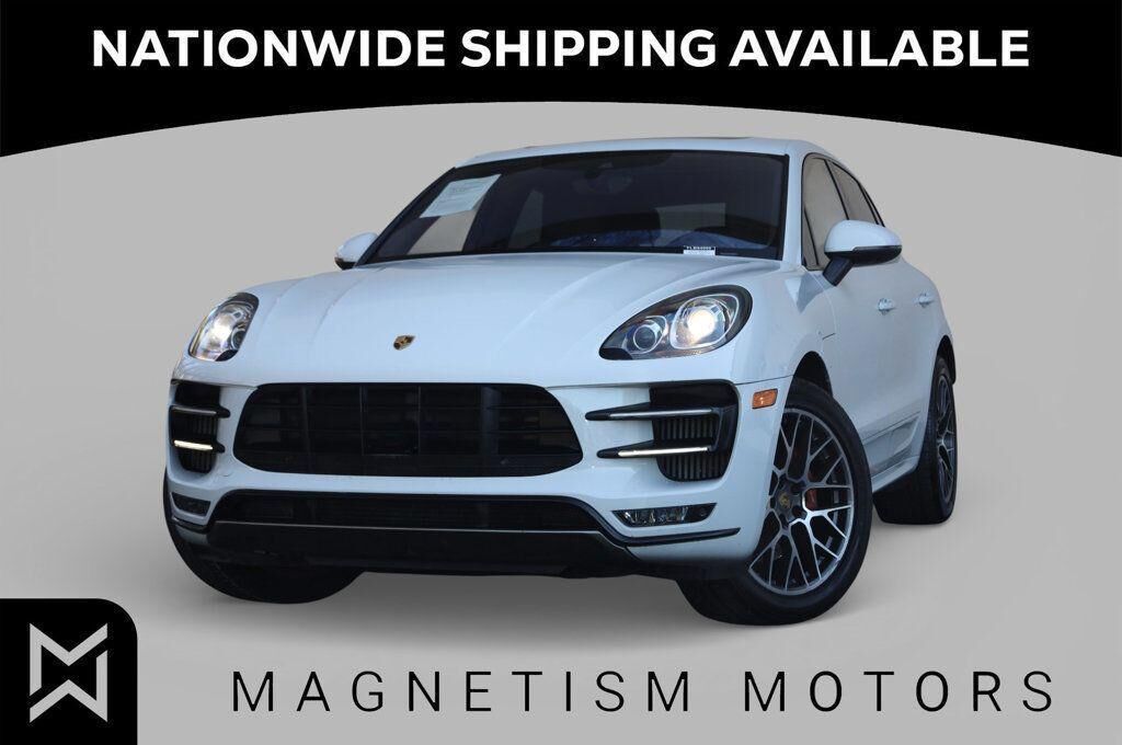 2015 PORSCHE Macan