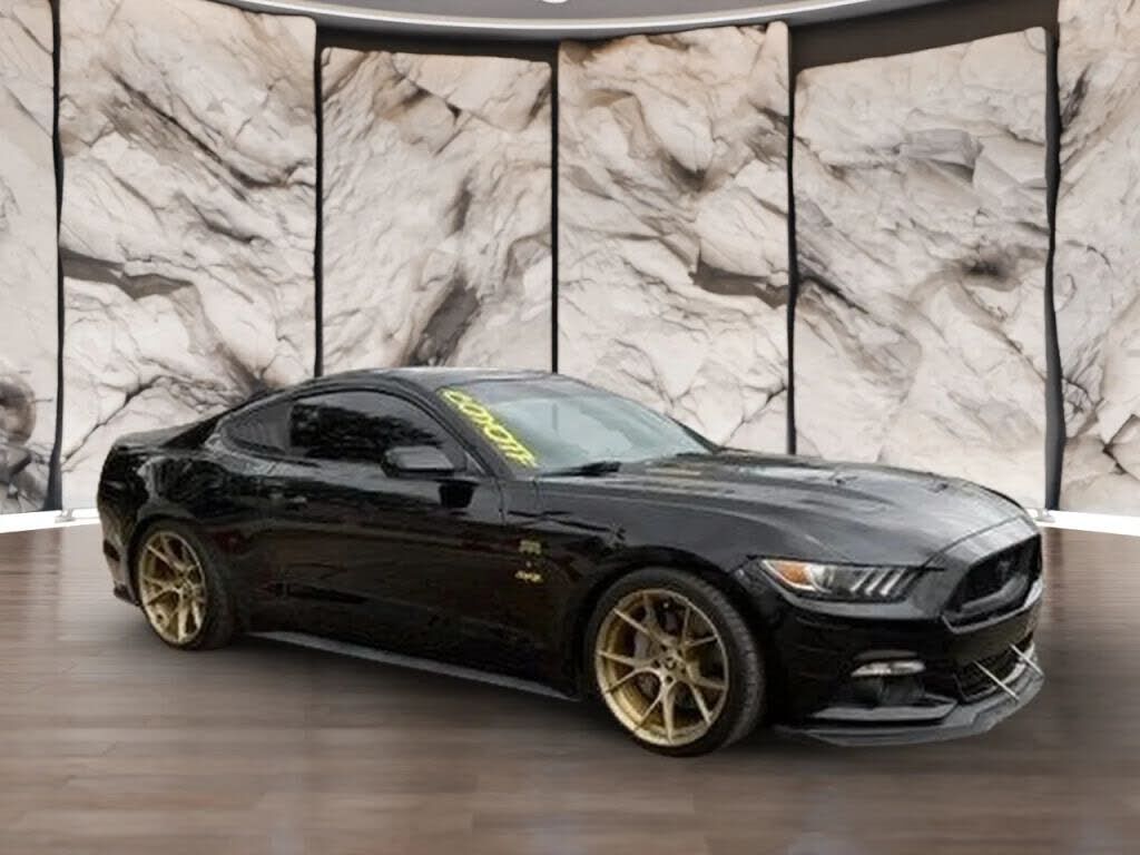2017 FORD Mustang