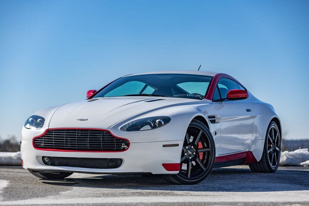 2006 ASTON MARTIN V8 Vantage