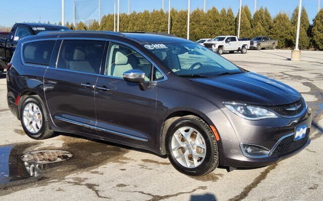 2020 CHRYSLER Pacifica