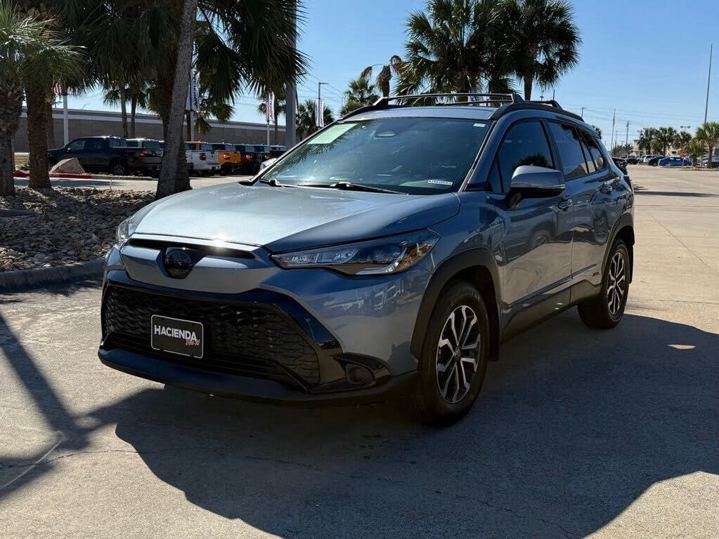 2024 TOYOTA COROLLA